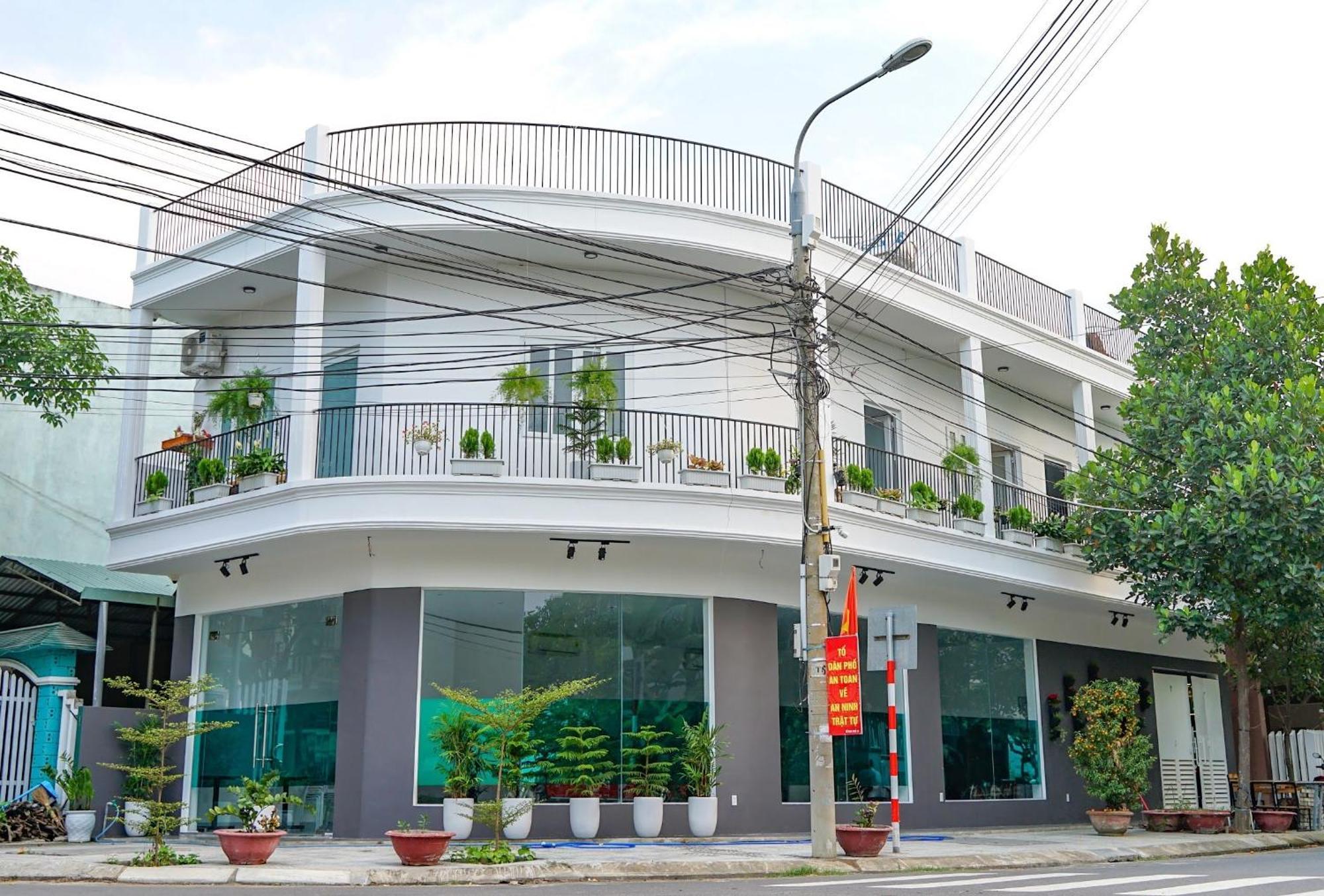 Local White House - Ecofriendly Homestay Đà Nẵng Kültér fotó